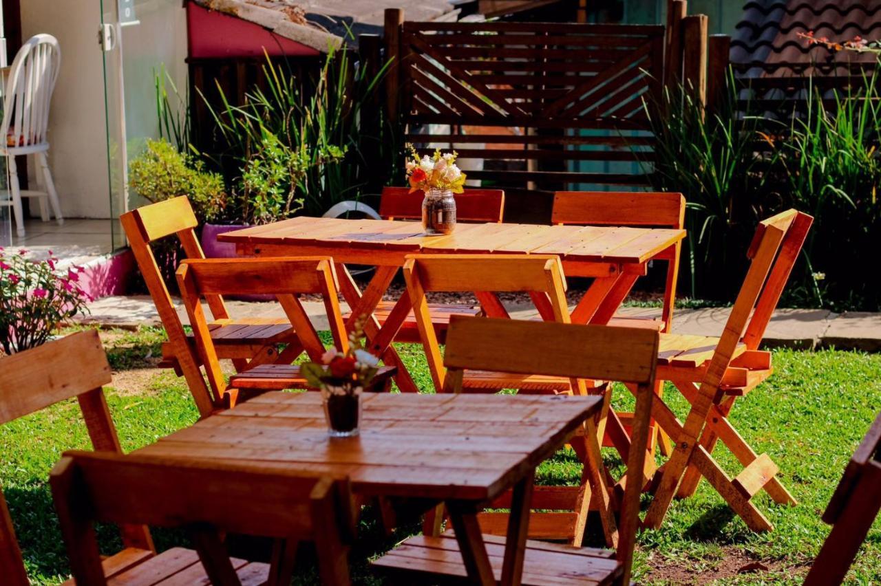 Cantinho Da Serra Bed and Breakfast Gramado Esterno foto